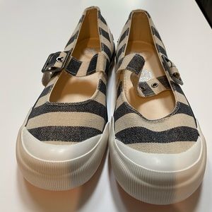 Cute Rocket Dog Mary Jane Style Shoes size 6